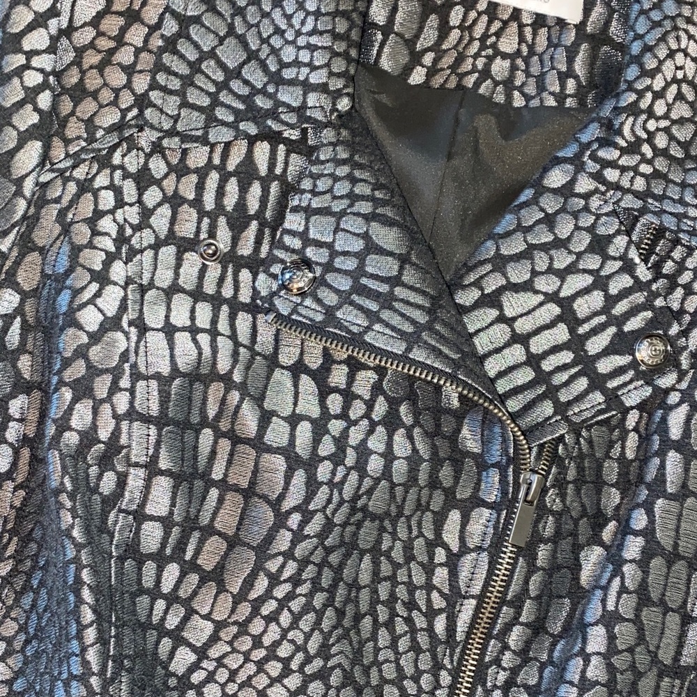 Diane Von Furstenberg Angie Alligator Print Jacquard Moto Jacket - Picture 7 of 11